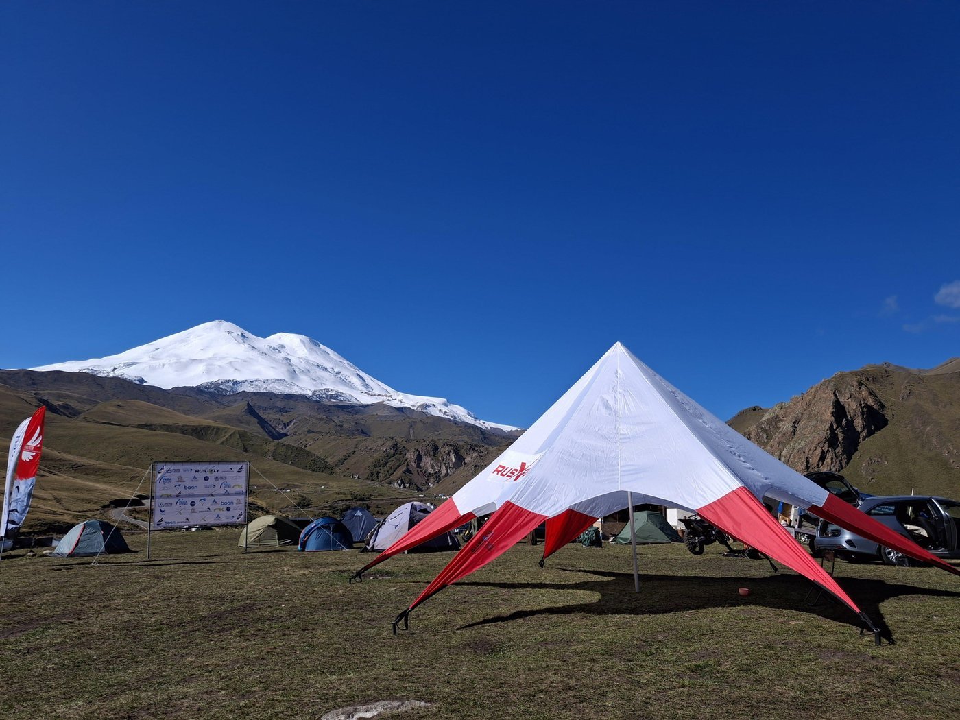 Innovative Tracking System for Paragliding Race Successfully Tested in Remote Mountains